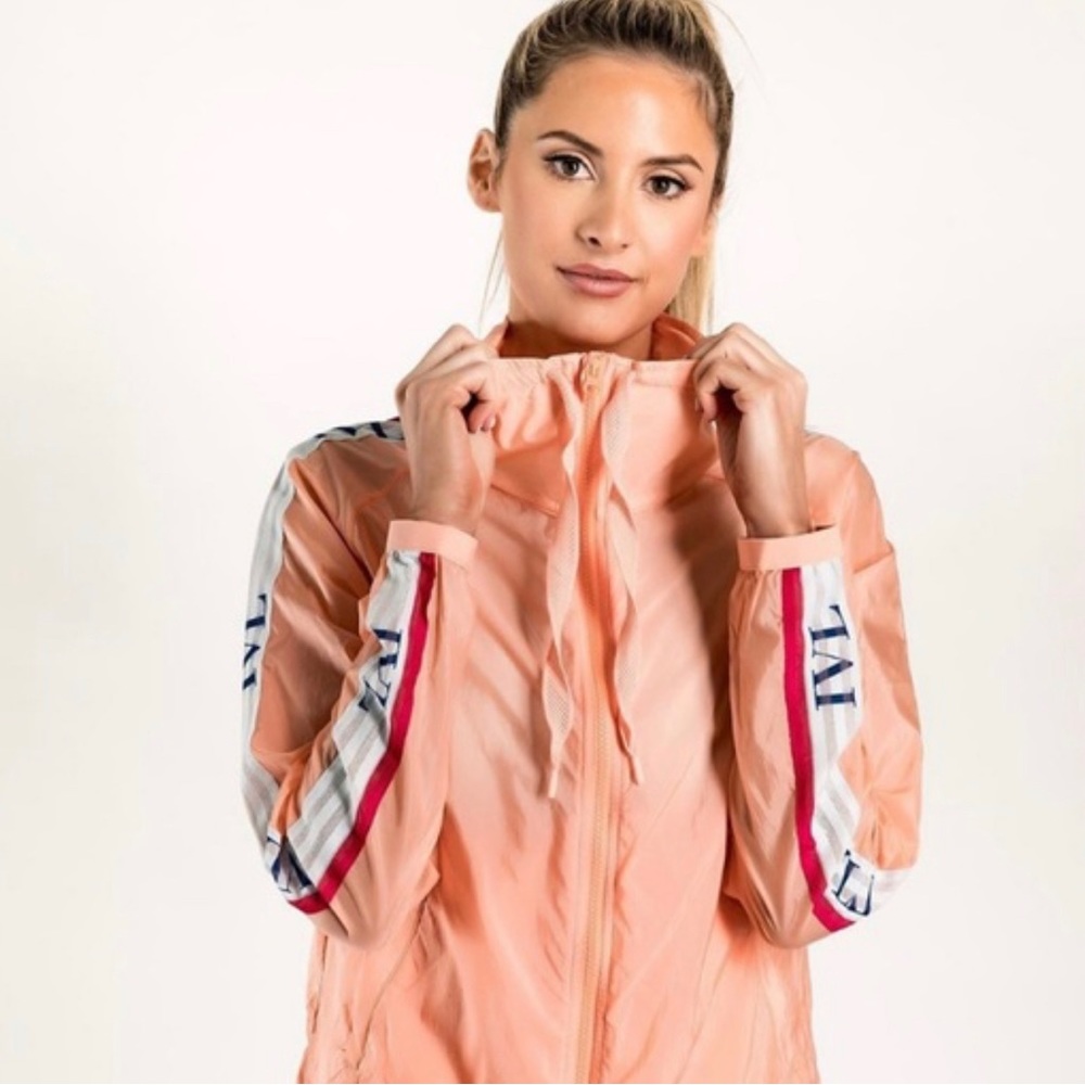 IVL windbreaker
